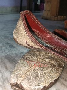 Punjabi Jutti