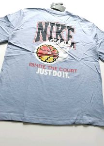Nike Graphic T-Shirt