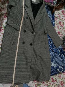 A Houndstooth Checkered Overcoat In Blended Wool.