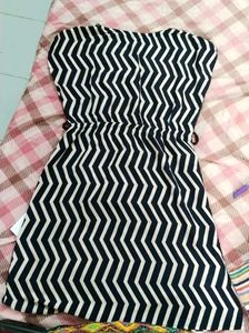 Navy Blue And Off White Zigzag Pattern Dress Or Long Top