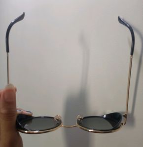 Unisex Round Sunglasses