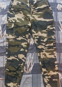 Kwabey Camo Cargo Pants
