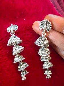 Beautiful Jhumka Like New