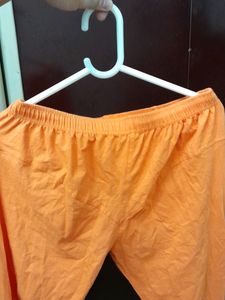 Leggings Orange Not Used