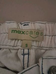 white mini denim skirt 🐻‍❄