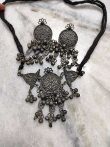 Black Polish Choker Set