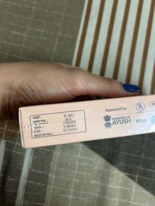 Indulgeo Essentials Pout It Lip Oil