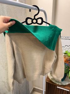 Cute Cardigan with Green Collar