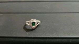 green pearl silver ring💍
