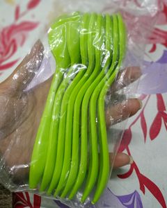 8 Plastic Unbreakable Daily Used Spoon...🥄🥄🥣