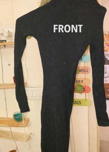 Black knit bodycon dress 👗
