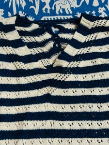 Chic Strips Crochet Top 💙🤍