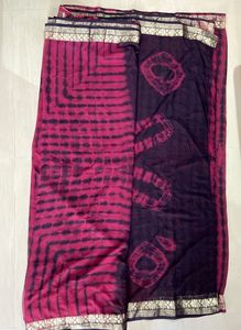 Maroon Tie-Dye Saree with Blouse