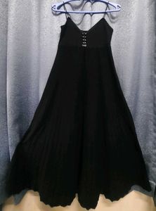 Cute Black Dress With Front Opening