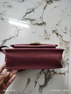 Sling Bag