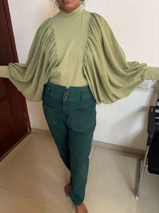 Green Long Sleeve Top and jeans combo