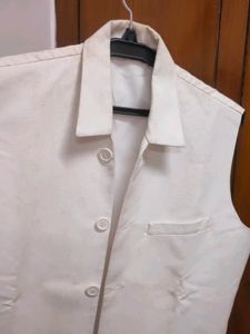Sleeveless White Jacket
