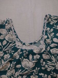 Handmade short kurti printed 💚💗🎀