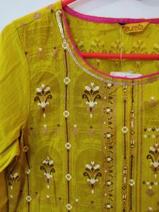 Green Kurti