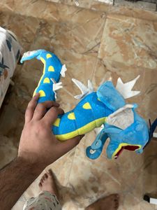 Pokemon Gyarados - Plush