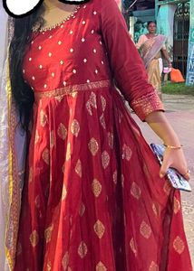 Avaasa Kurta