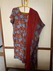 Set Of Kurta And Dupatta