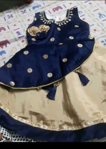 Adorable Navy &amp; Gold Party Dress