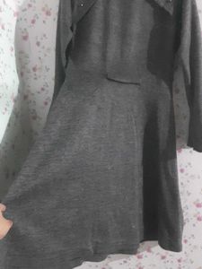 Elegant Woolen Grey Midi Dress