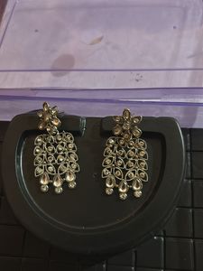 Neck Piece With Earnings And Mang Teeka