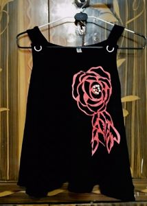 sleeveless chick top