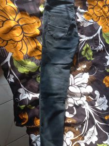 Dark Wash Skinny Jeans
