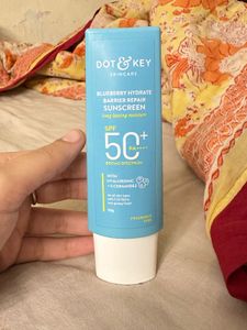 Dot &amp; Key Blueberry Sunscreen SPF 50