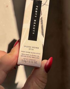FENTY BEAUTY GLOW BOMB STIX