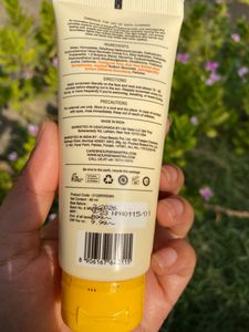sunscreen And Facewash With Lipbalm Free