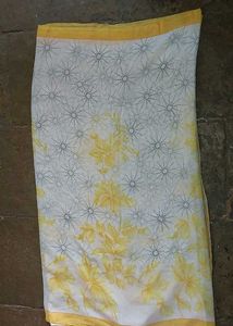 Elegant Floral Print Saree