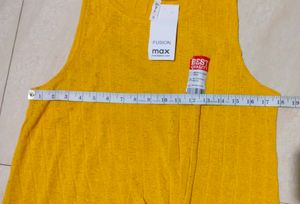 🆕💛 BRAND NEW Yellow Sleeveless Top💛🆕
