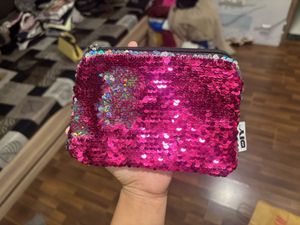 Cute Sequin Pouche