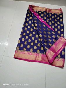 Elegant Blue Paisley Saree Without Blouse