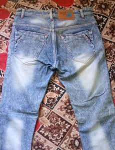 Soam Jeans