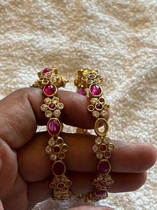Gold &amp; Ruby Floral Bangle Set