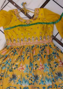 Elegant Yellow Ethnic Gown