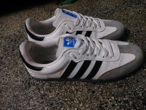 Adidas Sneakers
