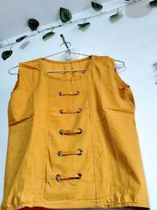 🌼 Mustard Sleeveless Top ☺️