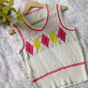 Cute vest Knit Top