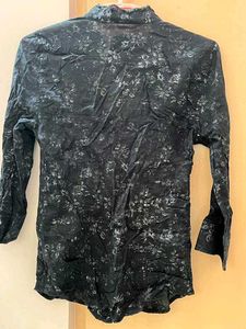 Guess Black Floral Button-Down Shirt