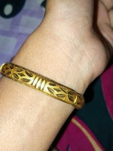Golden Bangles (Set of 2)