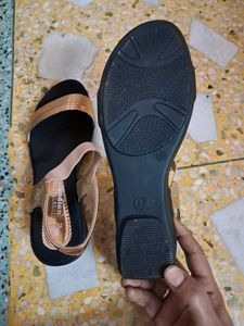 Sandal