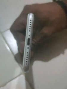 iPhone 7 - Good Condition