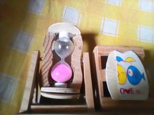 Pen Holder With Sand Clock