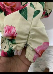 floral top